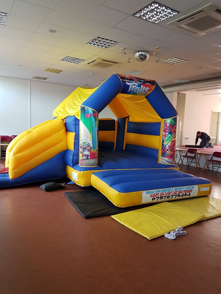 Worksop Bouncy Castle Hire. Combo Slide